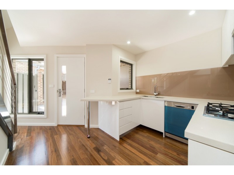 2/1 Edgar Street, Moonee Ponds VIC 3039