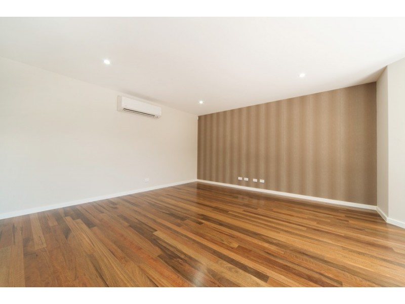 2/1 Edgar Street, Moonee Ponds VIC 3039