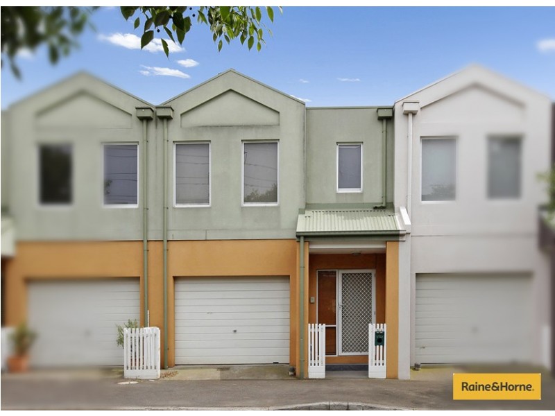 54 Wakefield Street, Kensington VIC 3031