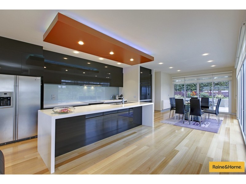 21 The Grand, Maribyrnong VIC 3032
