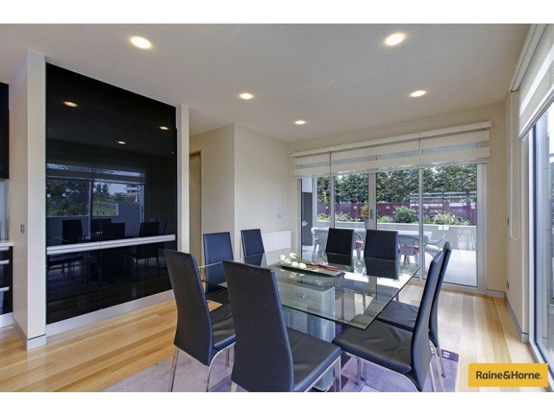 21 The Grand, Maribyrnong VIC 3032