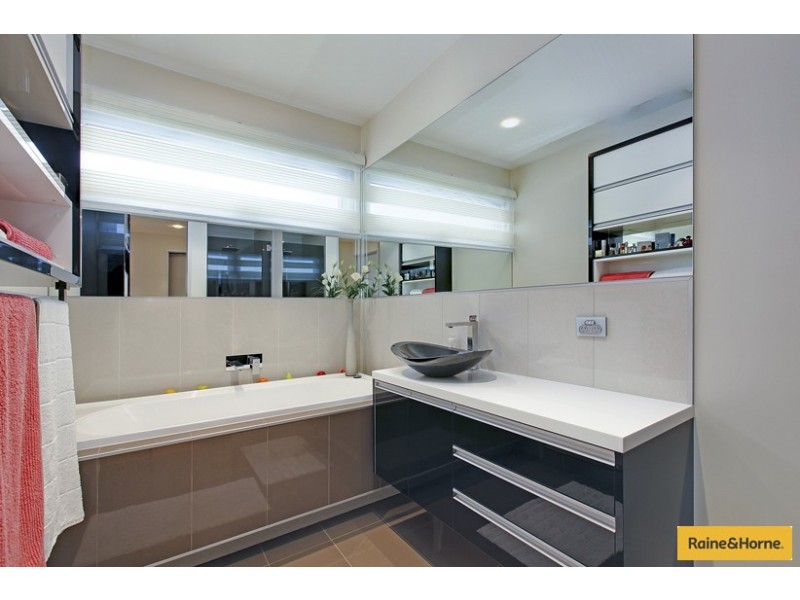 21 The Grand, Maribyrnong VIC 3032