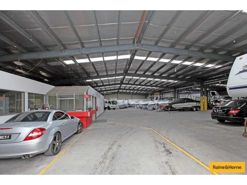 9-13 McIntosh Street, Airport West VIC 3042