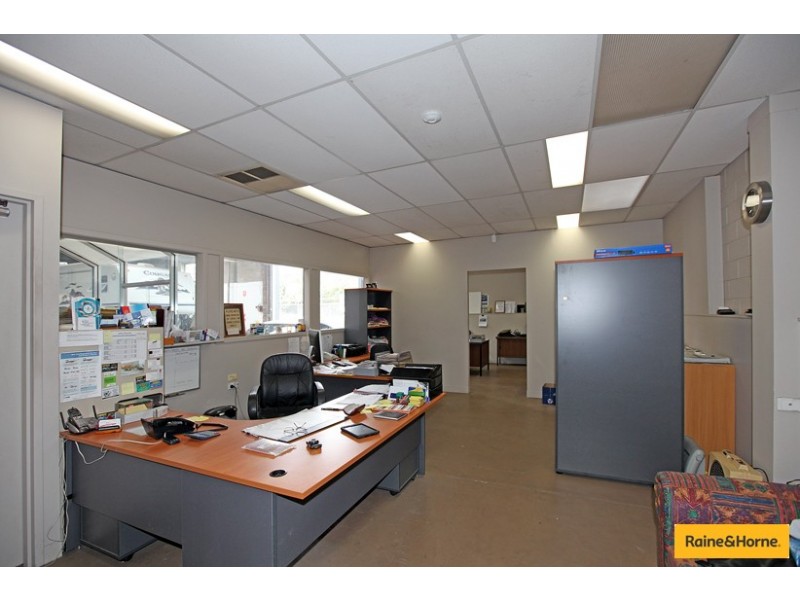 9-13 McIntosh Street, Airport West VIC 3042