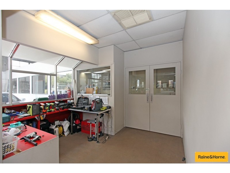 9-13 McIntosh Street, Airport West VIC 3042