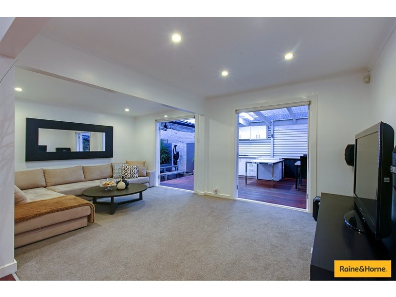 30 Raleigh Road, Maribyrnong VIC 3032