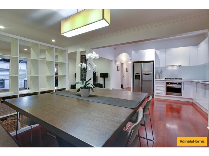 30 Raleigh Road, Maribyrnong VIC 3032