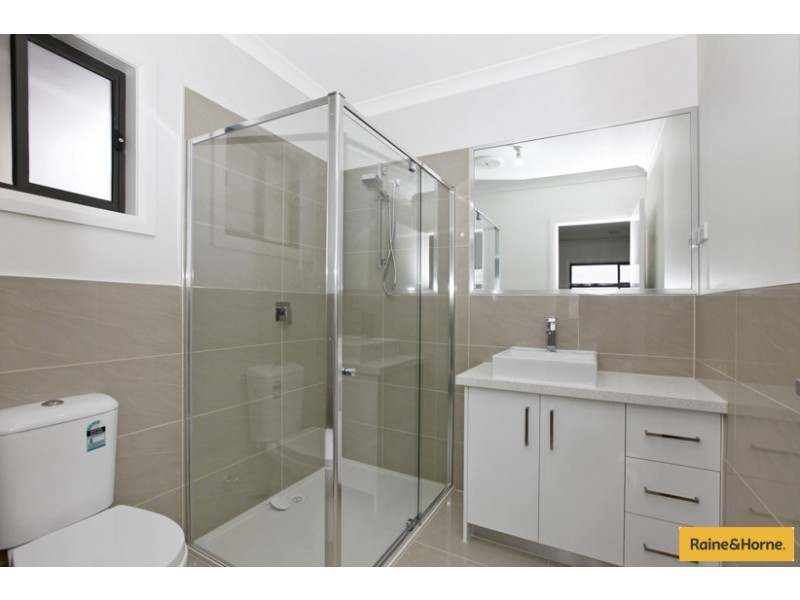 2/402 GAFFNEY STREET, Pascoe Vale VIC 3044