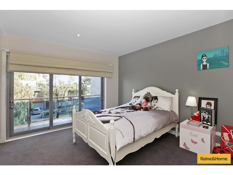 32 Skyline Drive, Maribyrnong VIC 3032