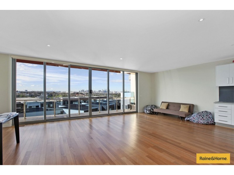 32 Skyline Drive, Maribyrnong VIC 3032