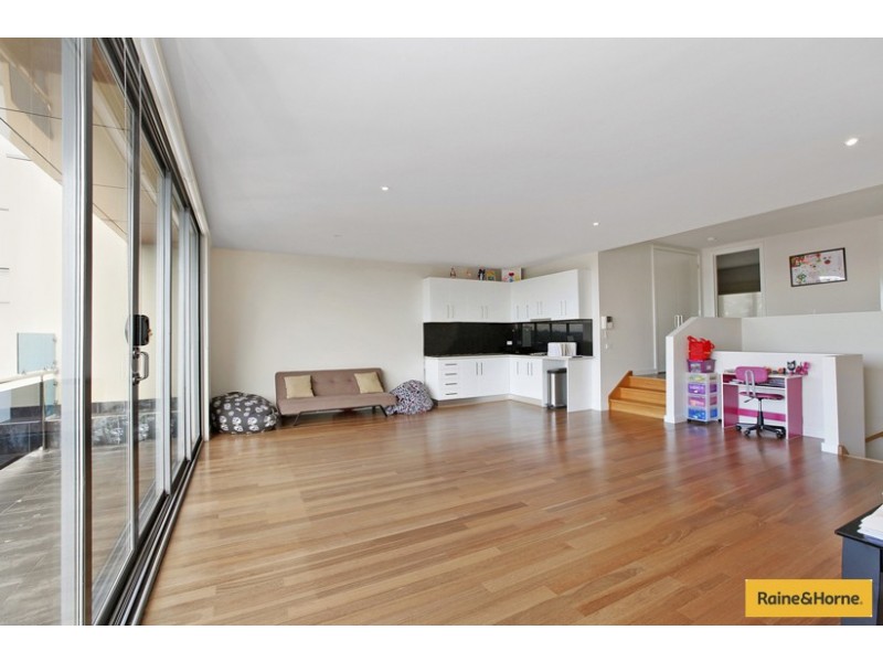 32 Skyline Drive, Maribyrnong VIC 3032