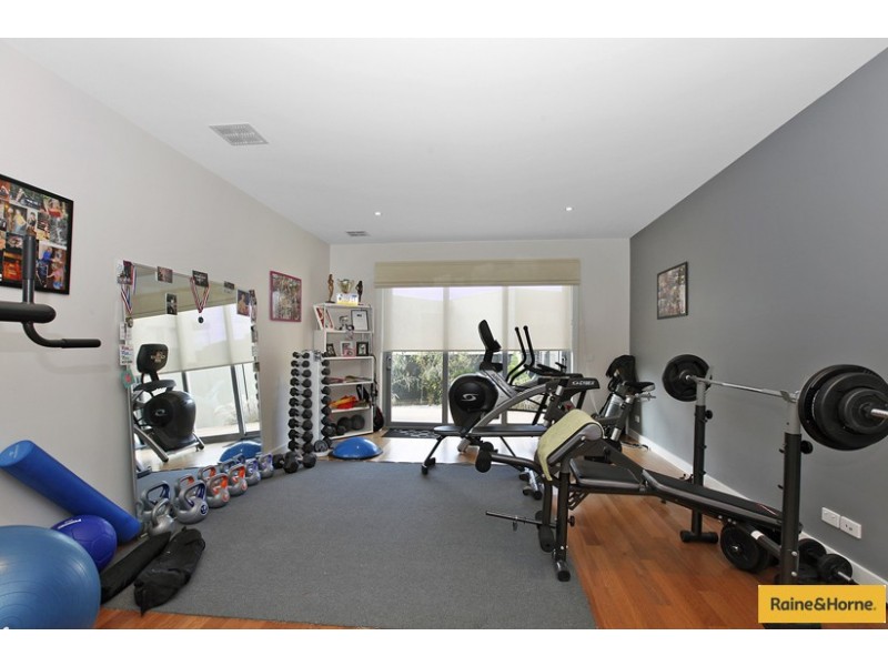 32 Skyline Drive, Maribyrnong VIC 3032