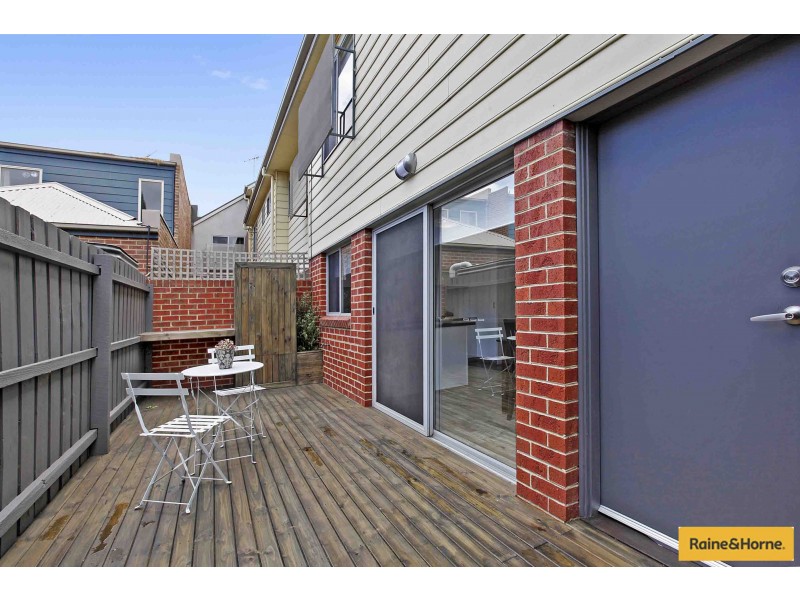 47 Matthews Mews, Kensington VIC 3031