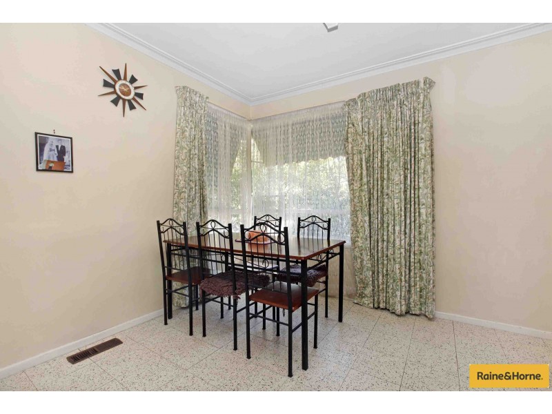 12 Thompson Street, Avondale Heights VIC 3034