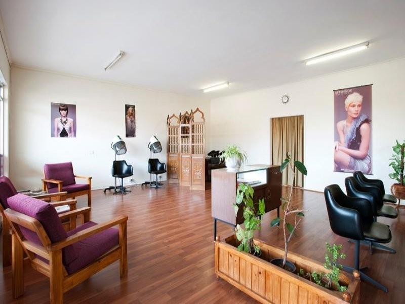 59 McNamara Avenue, Airport West VIC 3042