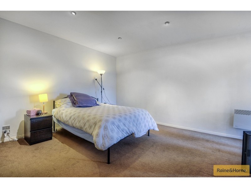 201/77 Village Way, Maribyrnong VIC 3032