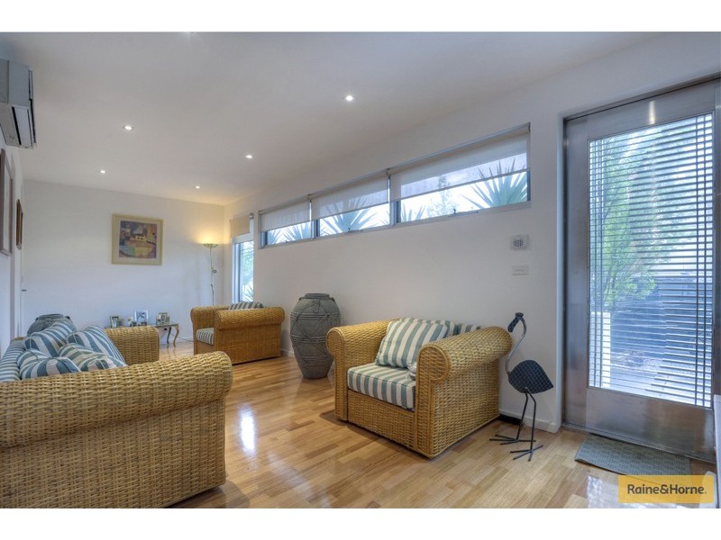 13 Waterside Place, Maribyrnong VIC 3032