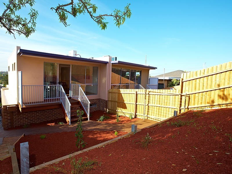 13a Hillside Crescent, Maribyrnong VIC 3032