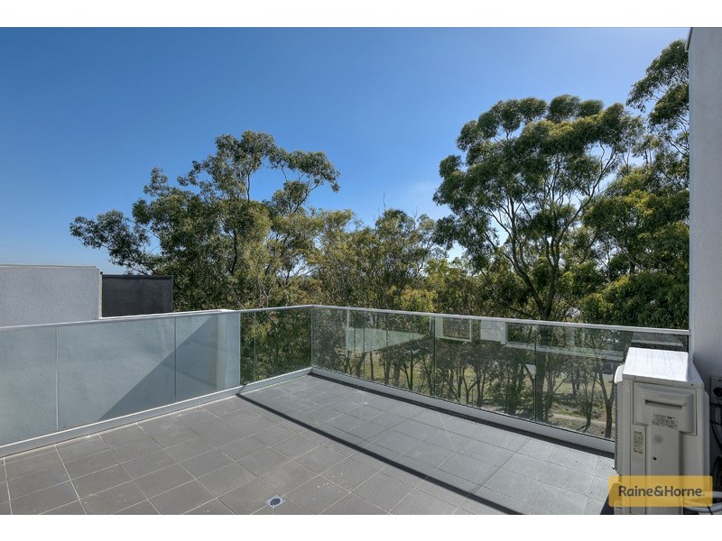 6 The Grand, Maribyrnong VIC 3032