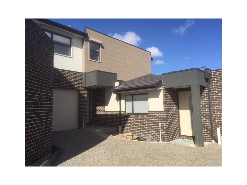 1 and 2/19 Charlotte Street, Oak Park VIC 3046