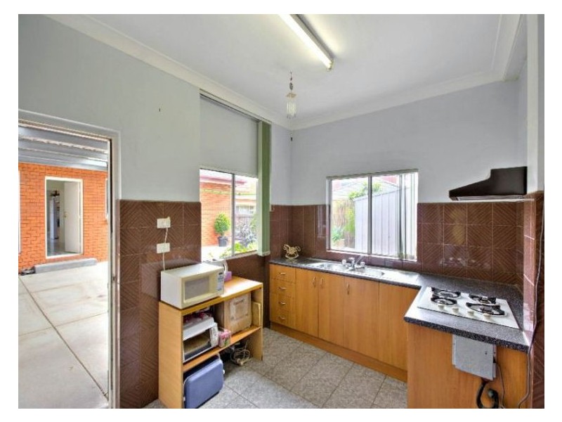 42 Garden Drive, Braybrook VIC 3019