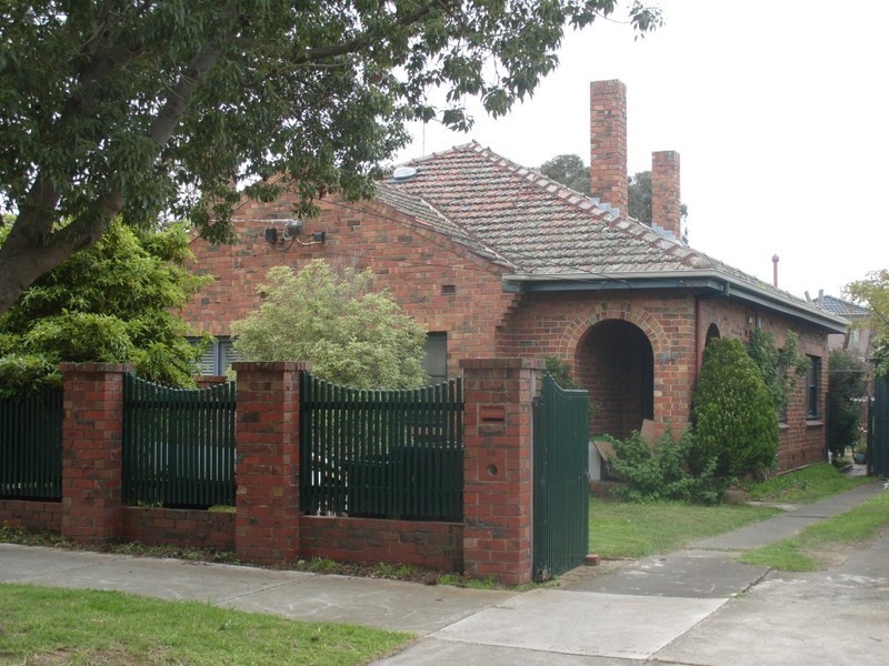 48 Roberts Street, Essendon VIC 3040