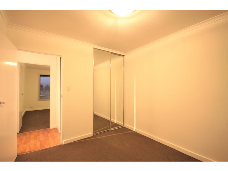 14/9 Churchill Avenue, Maidstone VIC 3012