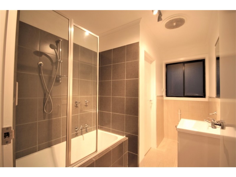 14/9 Churchill Avenue, Maidstone VIC 3012