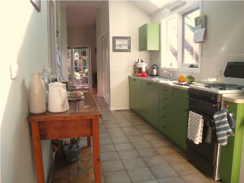 164 St Leonards Road, Ascot Vale VIC 3032