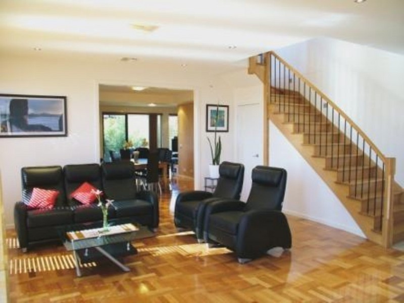 6 Summit Rise, Maribyrnong VIC 3032