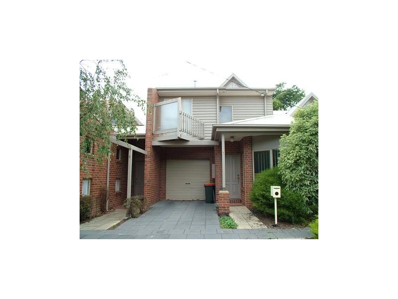 7 Morton Lane, Flemington VIC 3031