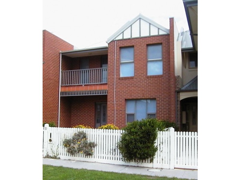 10 Wildcherry Street, Maribyrnong VIC 3032