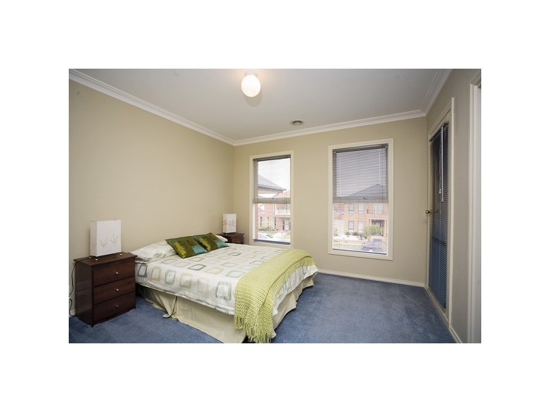 10 Wildcherry Street, Maribyrnong VIC 3032