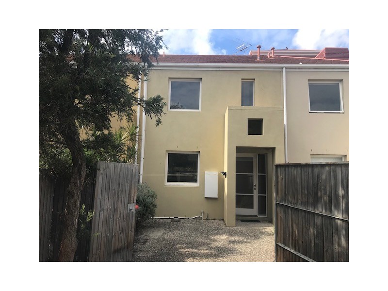 44 Maloney Street, Kensington VIC 3031