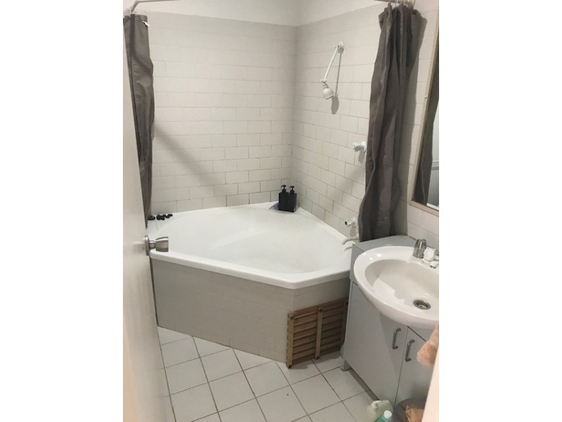 44 Maloney Street, Kensington VIC 3031