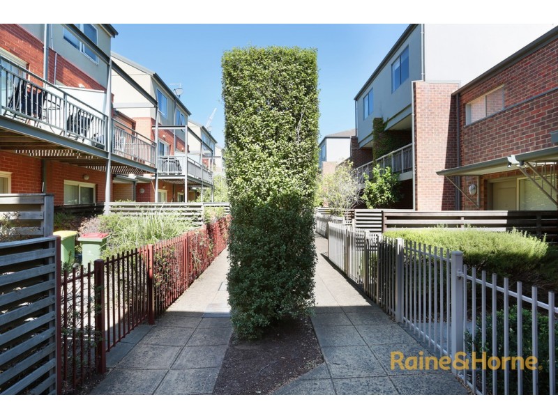 3 Rimfire Walk, Maribyrnong VIC 3032