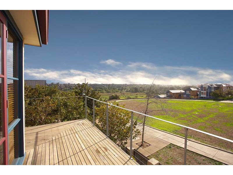 11 Frangipani Lane, Maribyrnong VIC 3032