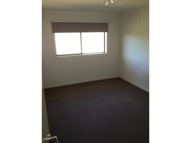 14 Grevillea Circuit, Maidstone VIC 3012