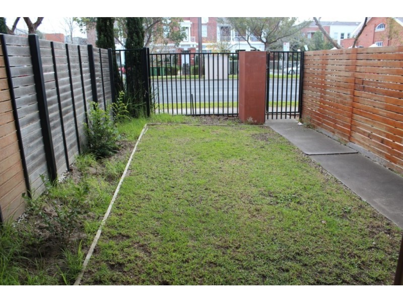 5/4 Wests Road, Maribyrnong VIC 3032