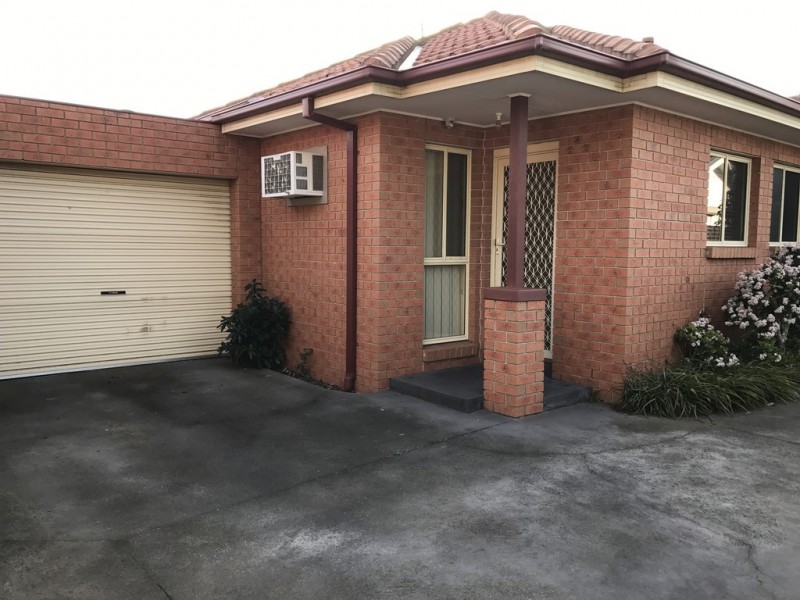 2/49 Elstone Avenue, Airport West VIC 3042 Floorplan