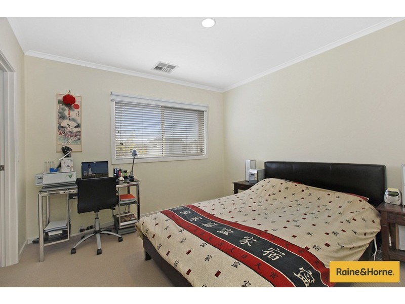 2 Navy Close, Maribyrnong VIC 3032