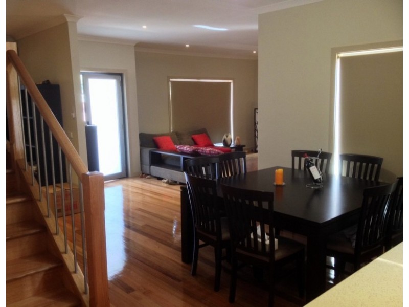 1/8 Baird Street, Maidstone VIC 3012