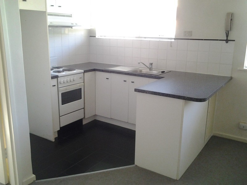 2/59 The Esplanade, Maribyrnong VIC 3032