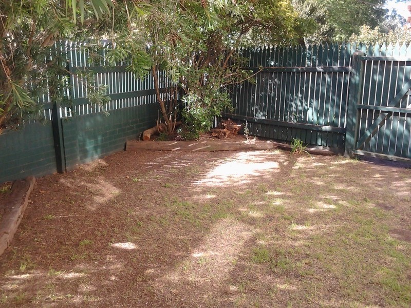 2/59 The Esplanade, Maribyrnong VIC 3032
