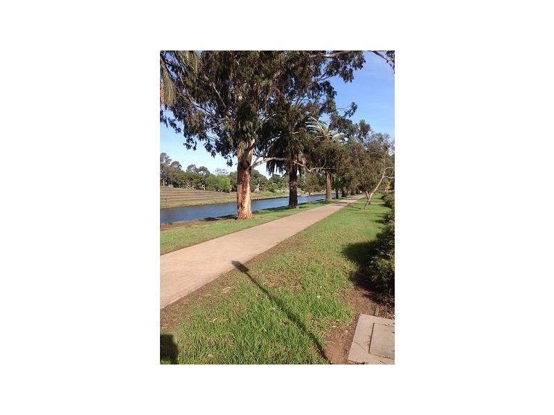 2/59 The Esplanade, Maribyrnong VIC 3032