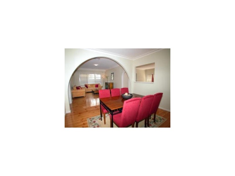 6 Mirams Street, Ascot Vale VIC 3032