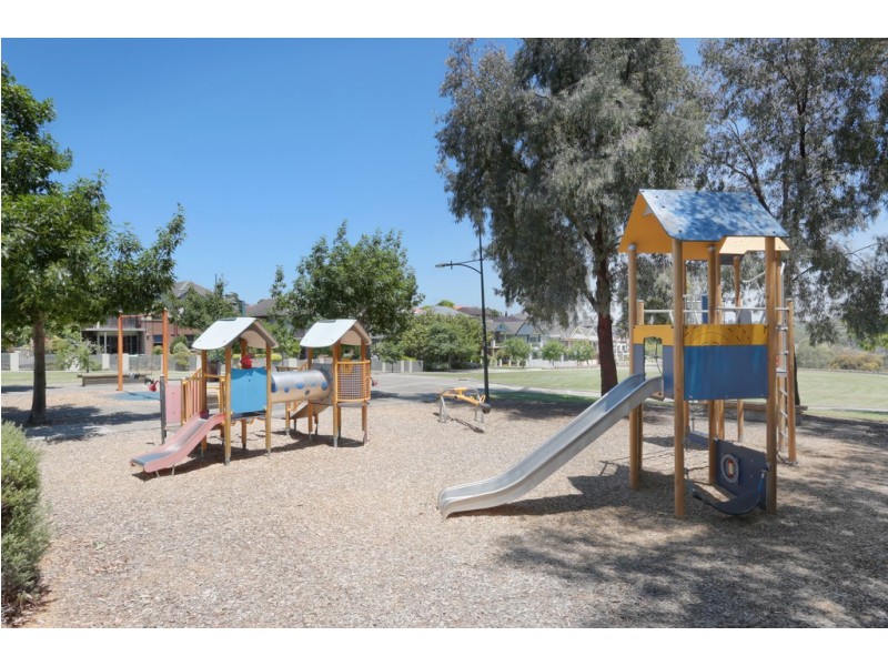 9 Nayook Lane, Maribyrnong VIC 3032