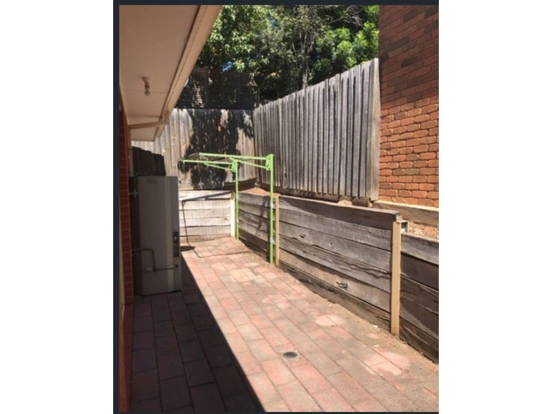2/121 Raleigh Road, Maribyrnong VIC 3032