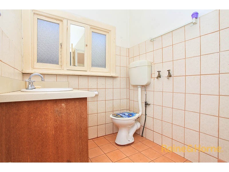 8 Oakland Street, Maribyrnong VIC 3032