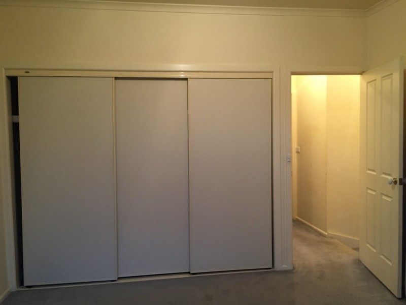 24 Calwell Street, Kensington VIC 3031